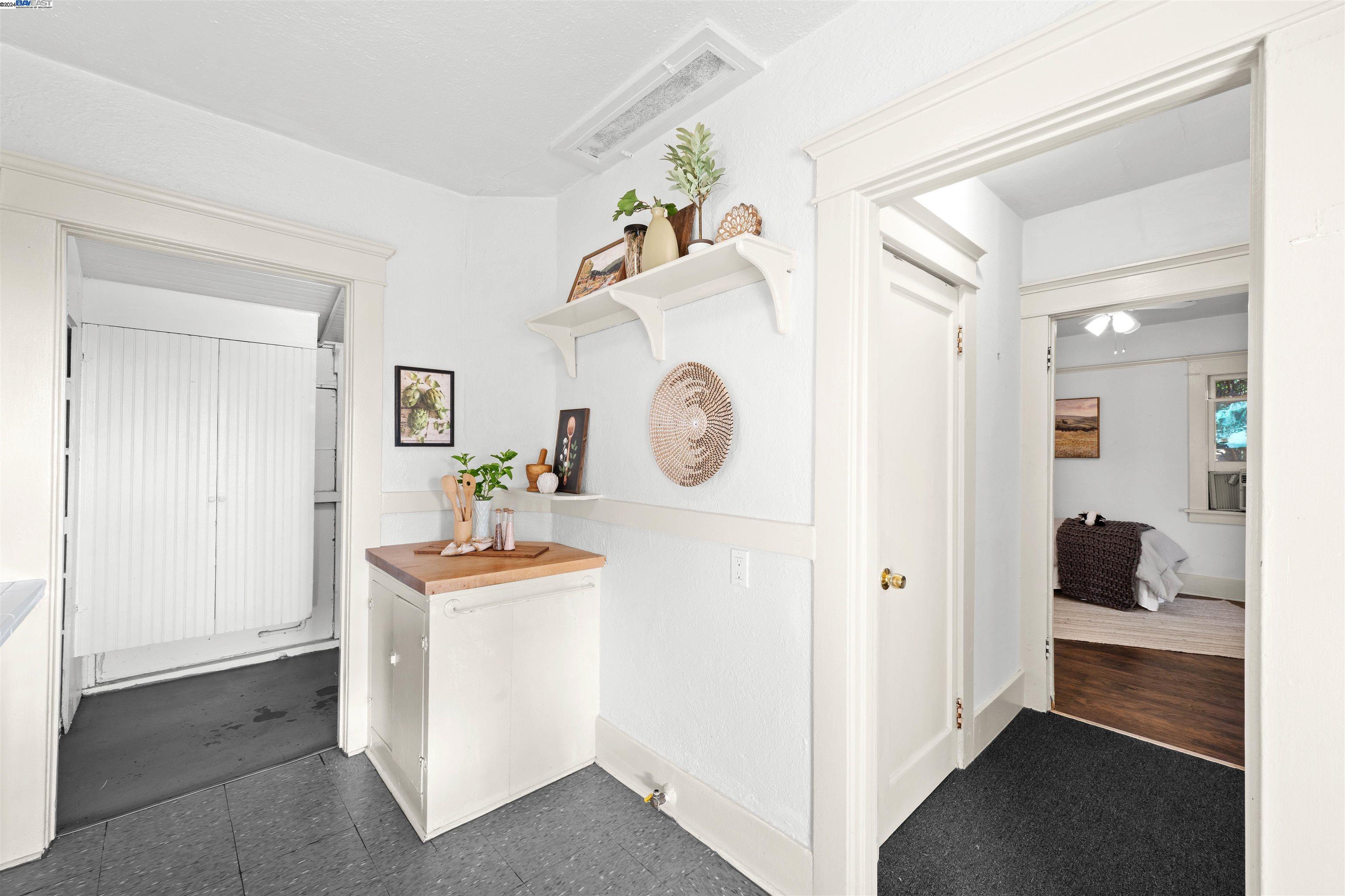 1508 N Avenue 56, Los Angeles, California 90042, 2 Bedrooms Bedrooms, 5 Rooms Rooms,1 BathroomBathrooms,Residential,For Sale,1508 N Avenue 56,41078068