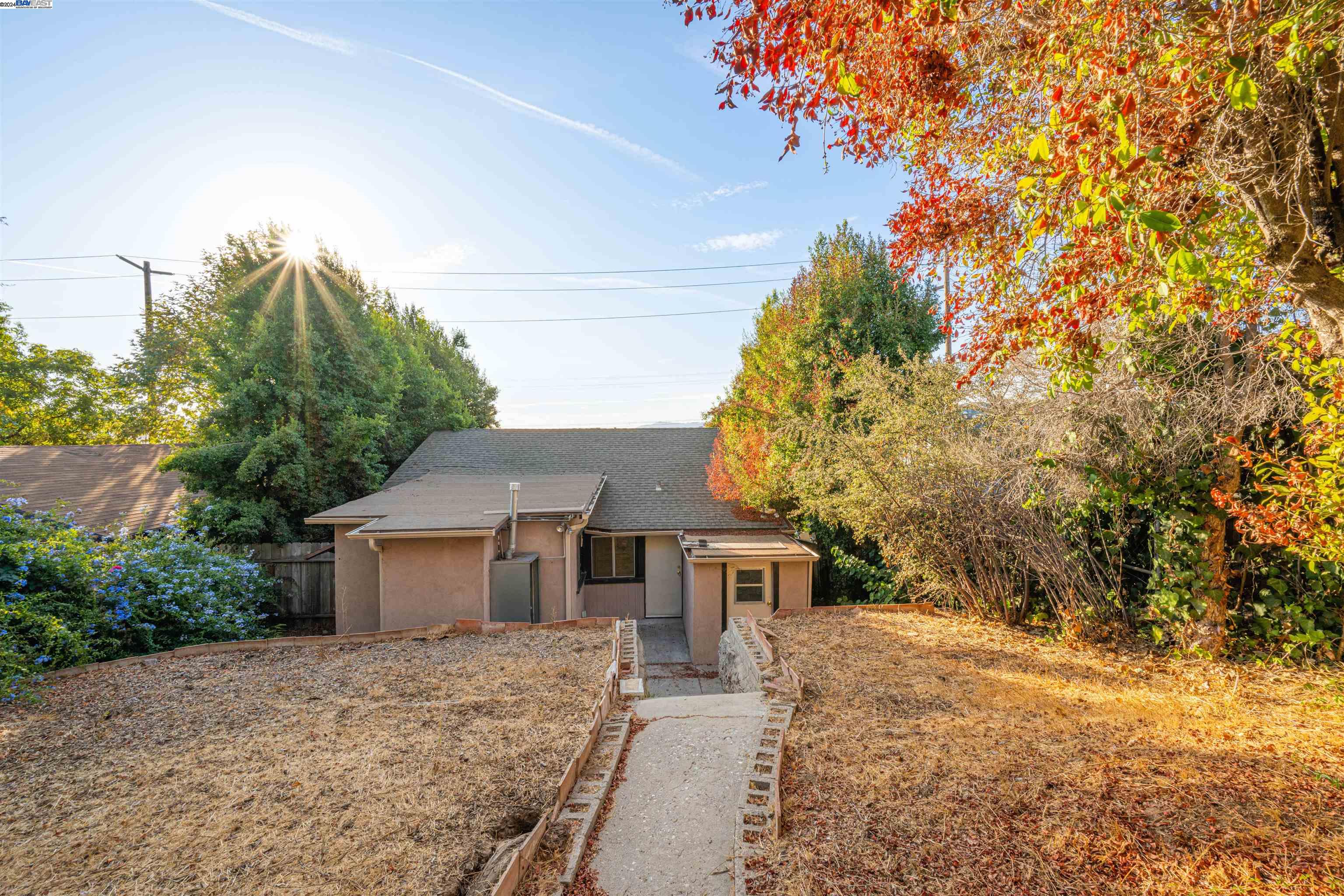 1508 N Avenue 56, Los Angeles, California 90042, 2 Bedrooms Bedrooms, 5 Rooms Rooms,1 BathroomBathrooms,Residential,For Sale,1508 N Avenue 56,41078068
