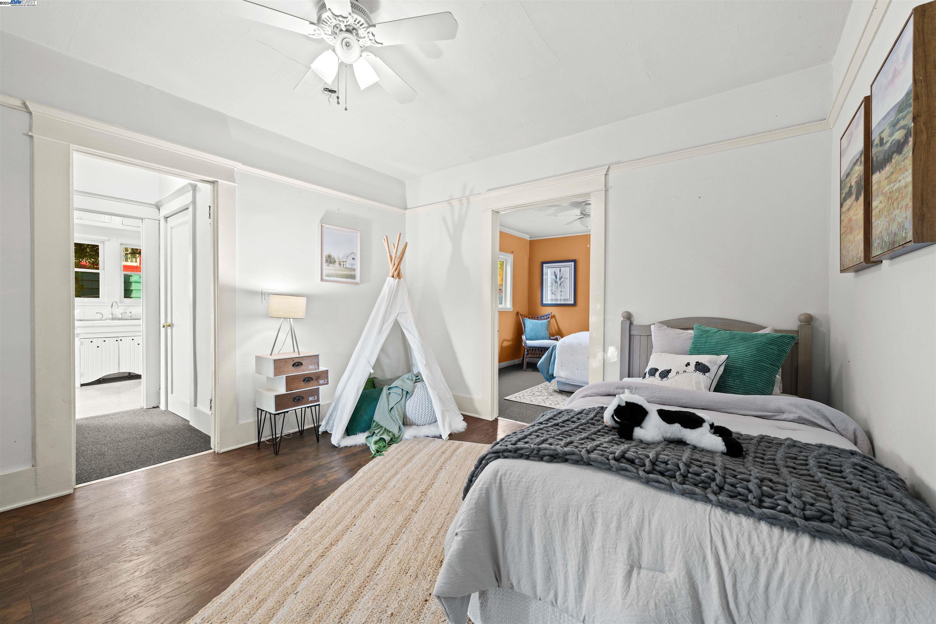 1508 N Avenue 56, Los Angeles, California 90042, 2 Bedrooms Bedrooms, 5 Rooms Rooms,1 BathroomBathrooms,Residential,For Sale,1508 N Avenue 56,41078068