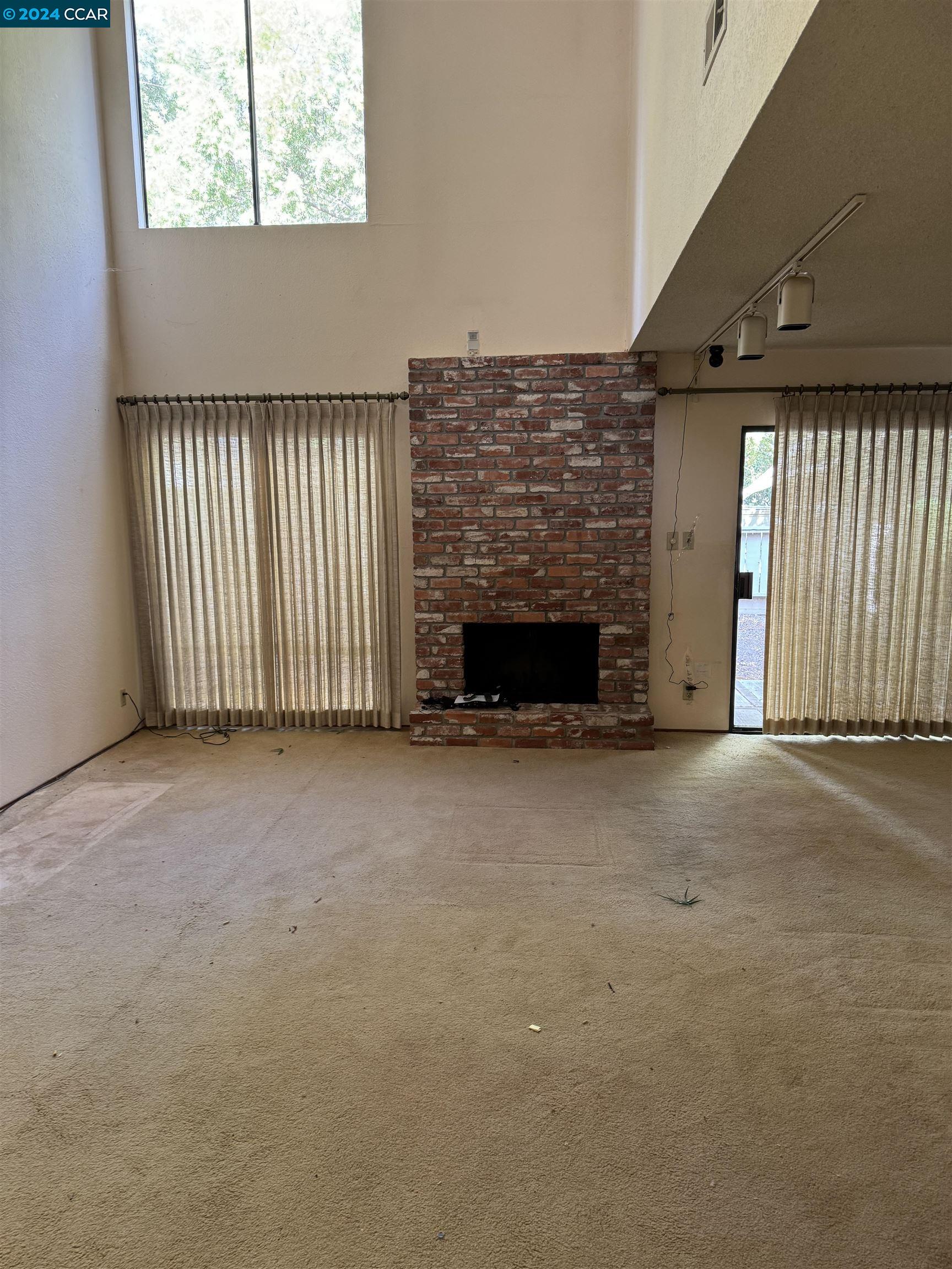 5369 Springdale Ave, Pleasanton, California 94588, 3 Bedrooms Bedrooms, 5 Rooms Rooms,2 BathroomsBathrooms,Residential,For Sale,5369 Springdale Ave,41078415