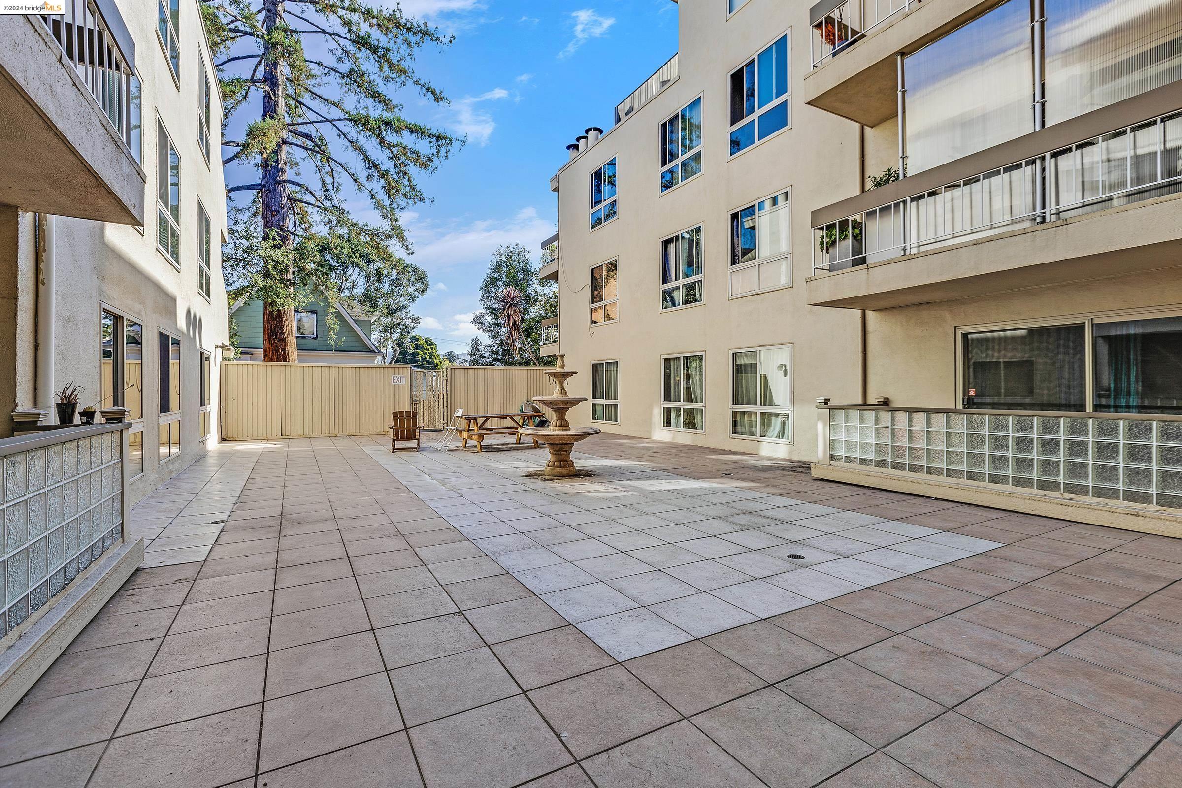 66 Fairmount Ave 218