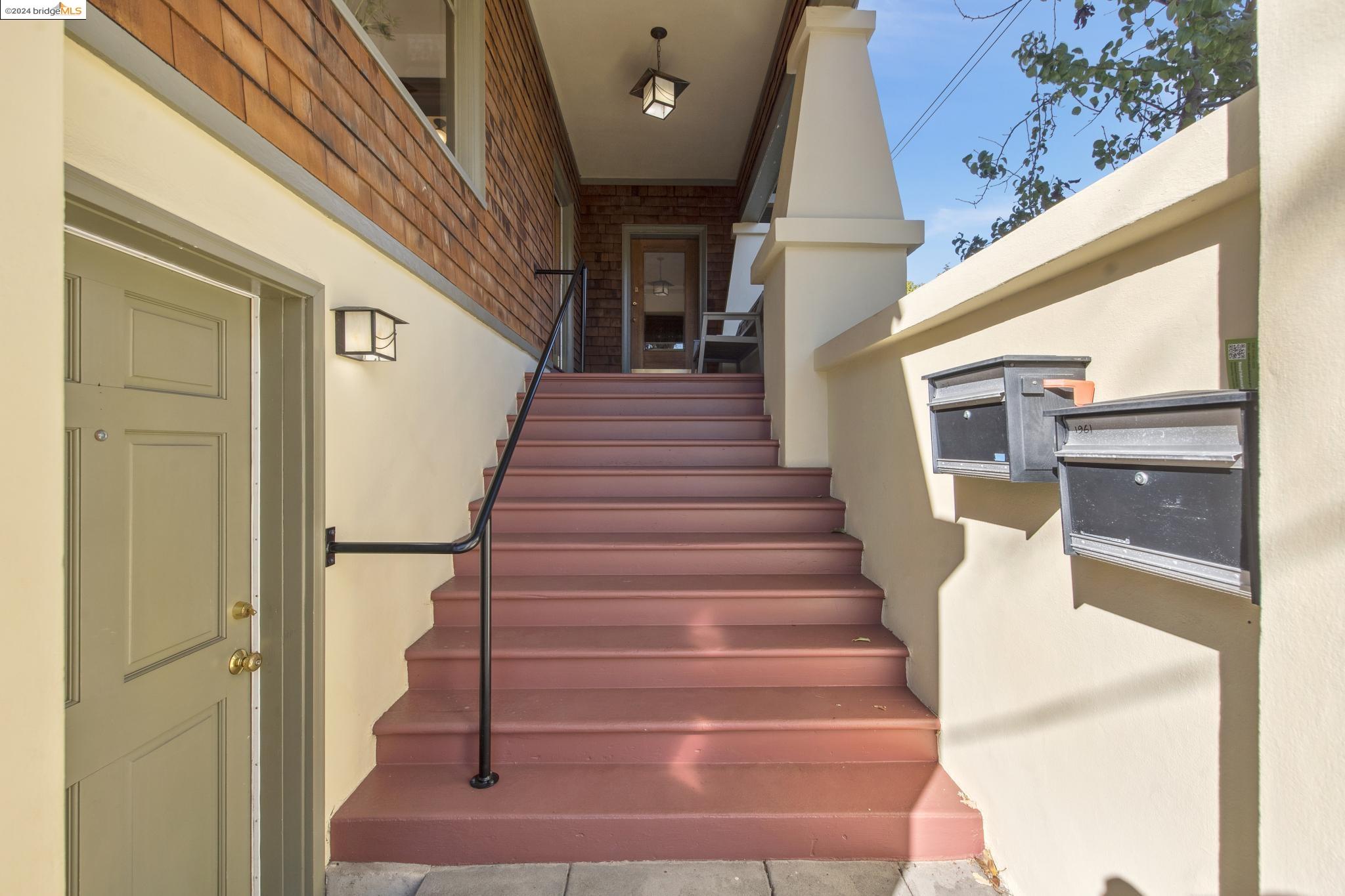 1963 Napa Ave, Berkeley, California 94707, 4 Bedrooms Bedrooms, 9 Rooms Rooms,2 BathroomsBathrooms,Residential,For Sale,1963 Napa Ave,41078503