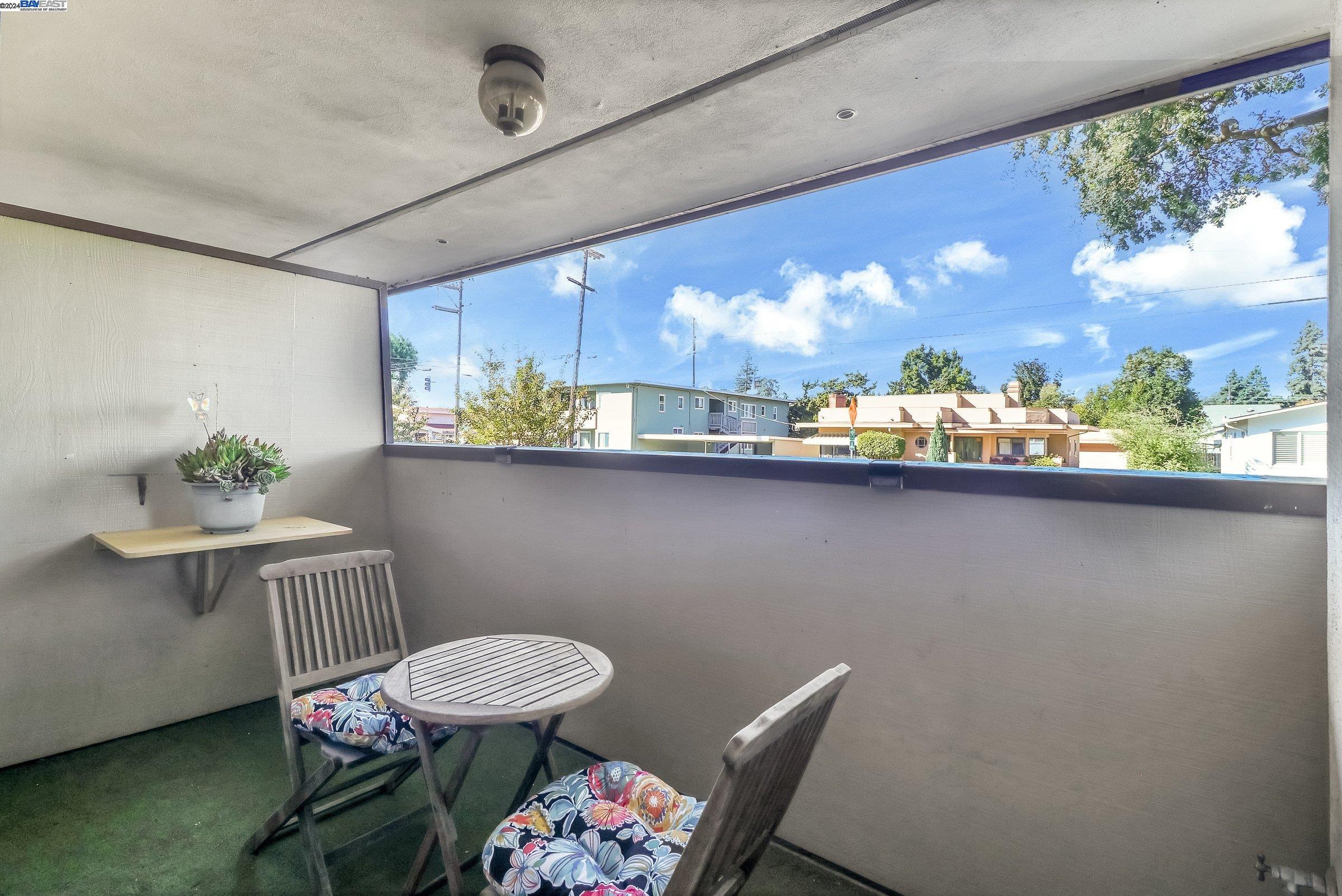 1550 Bancroft Ave # 112, San Leandro, California 94577, 2 Bedrooms Bedrooms, 6 Rooms Rooms,2 BathroomsBathrooms,Residential,For Sale,1550 Bancroft Ave # 112,41078579