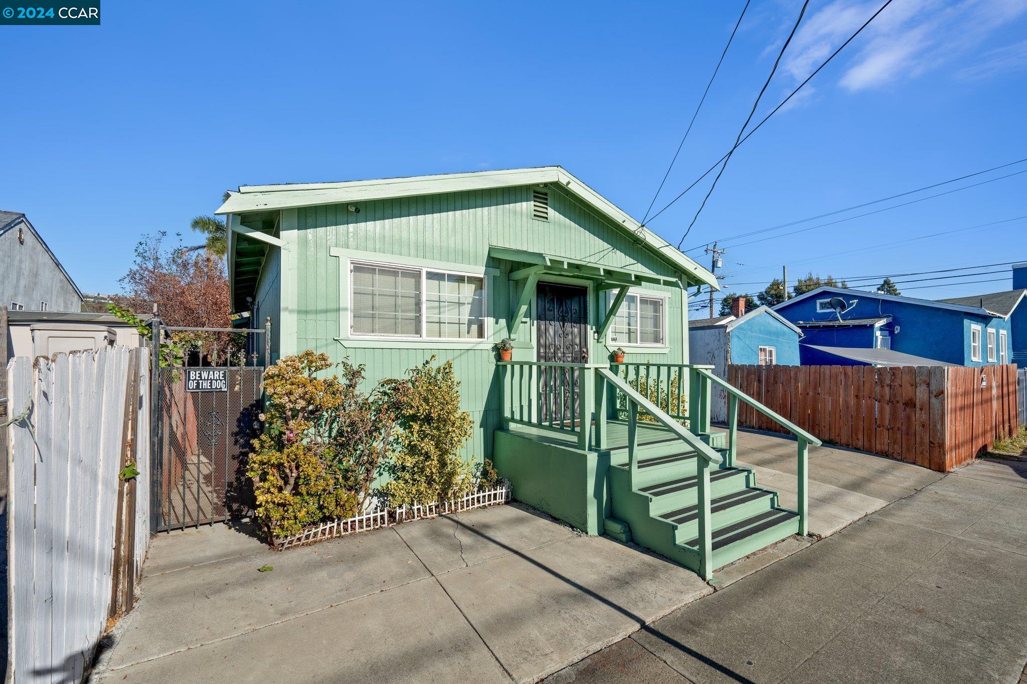 6820 Arthur St, Oakland, California 94605, 3 Bedrooms Bedrooms, 5 Rooms Rooms,1 BathroomBathrooms,Residential,For Sale,6820 Arthur St,41078582