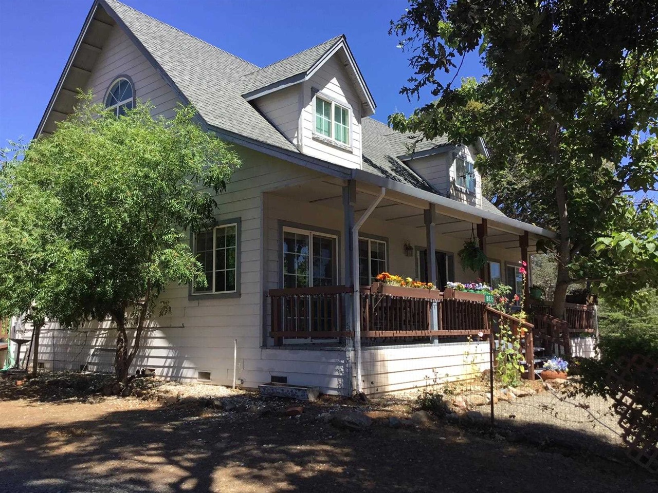Detail Gallery Image 2 of 34 For 16641 Buckhorn Mtn Rd, Sonora,  CA 95370-8241 - – Beds | – Baths