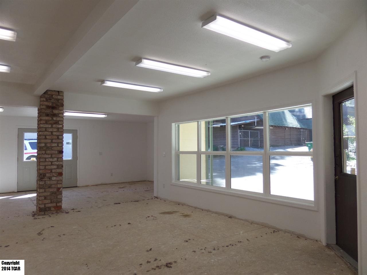 Detail Gallery Image 4 of 8 For 18760 Cedar, Twain Harte,  CA 95383 - – Beds | – Baths