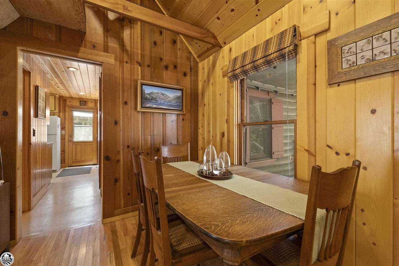 Detail Gallery Image 16 of 31 For 204 Sugarpine, Pinecrest,  CA 95364 - 3 Beds | 2 Baths