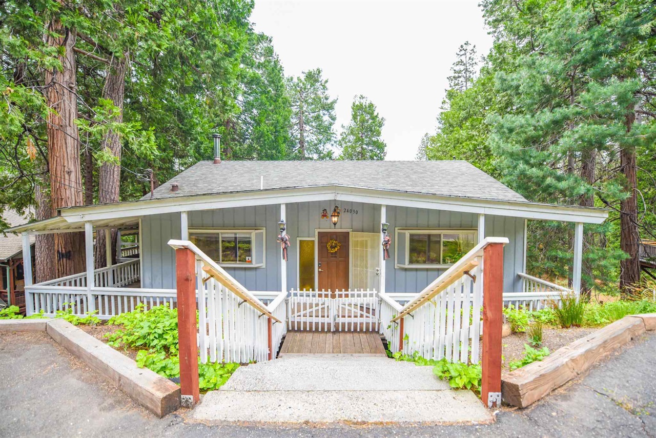 Detail Gallery Image 1 of 1 For 24030 Pine Lake Drive, Twain Harte,  CA 95383 - 4 Beds | 2 Baths