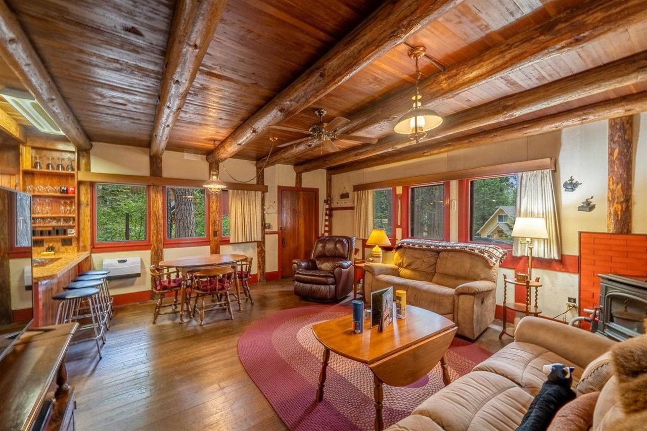 Detail Gallery Image 11 of 30 For 22778 W Ellmaro, Long Barn,  CA 95335 - 4 Beds | 1/1 Baths