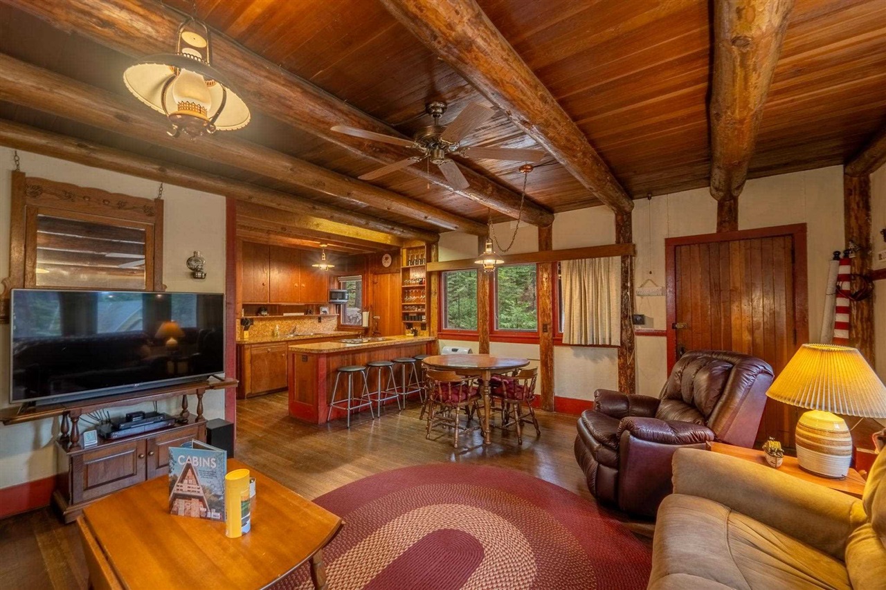 Detail Gallery Image 12 of 30 For 22778 W Ellmaro, Long Barn,  CA 95335 - 4 Beds | 1/1 Baths