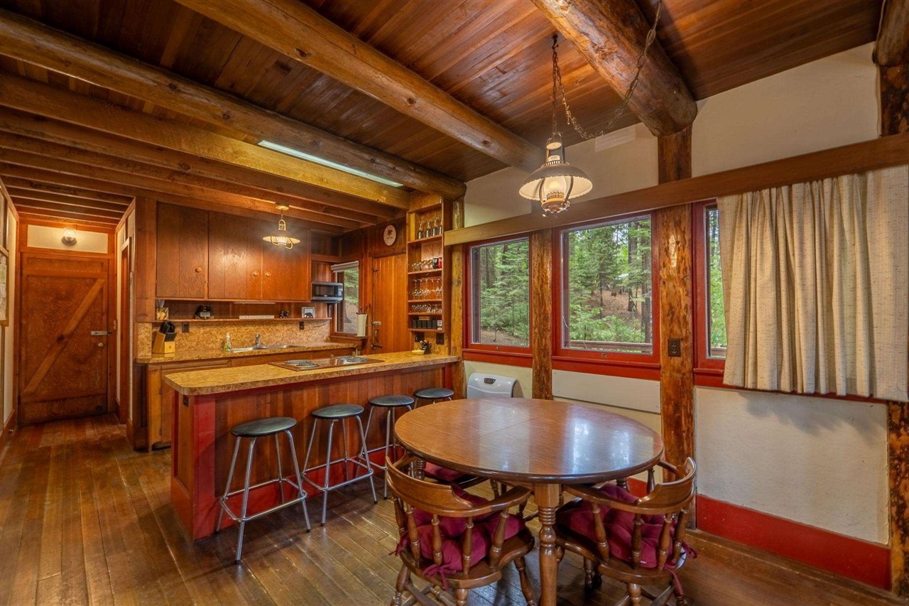Detail Gallery Image 13 of 30 For 22778 W Ellmaro, Long Barn,  CA 95335 - 4 Beds | 1/1 Baths