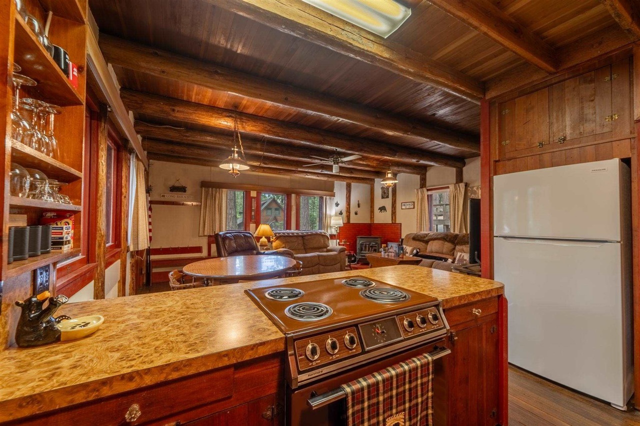 Detail Gallery Image 16 of 30 For 22778 W Ellmaro, Long Barn,  CA 95335 - 4 Beds | 1/1 Baths