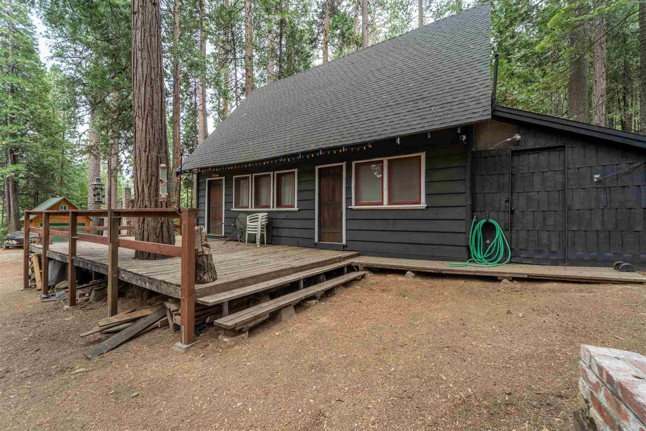 Detail Gallery Image 7 of 30 For 22778 W Ellmaro, Long Barn,  CA 95335 - 4 Beds | 1/1 Baths