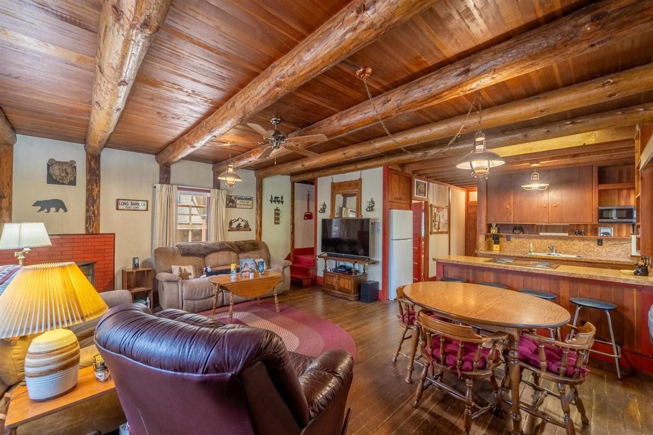 Detail Gallery Image 9 of 30 For 22778 W Ellmaro, Long Barn,  CA 95335 - 4 Beds | 1/1 Baths