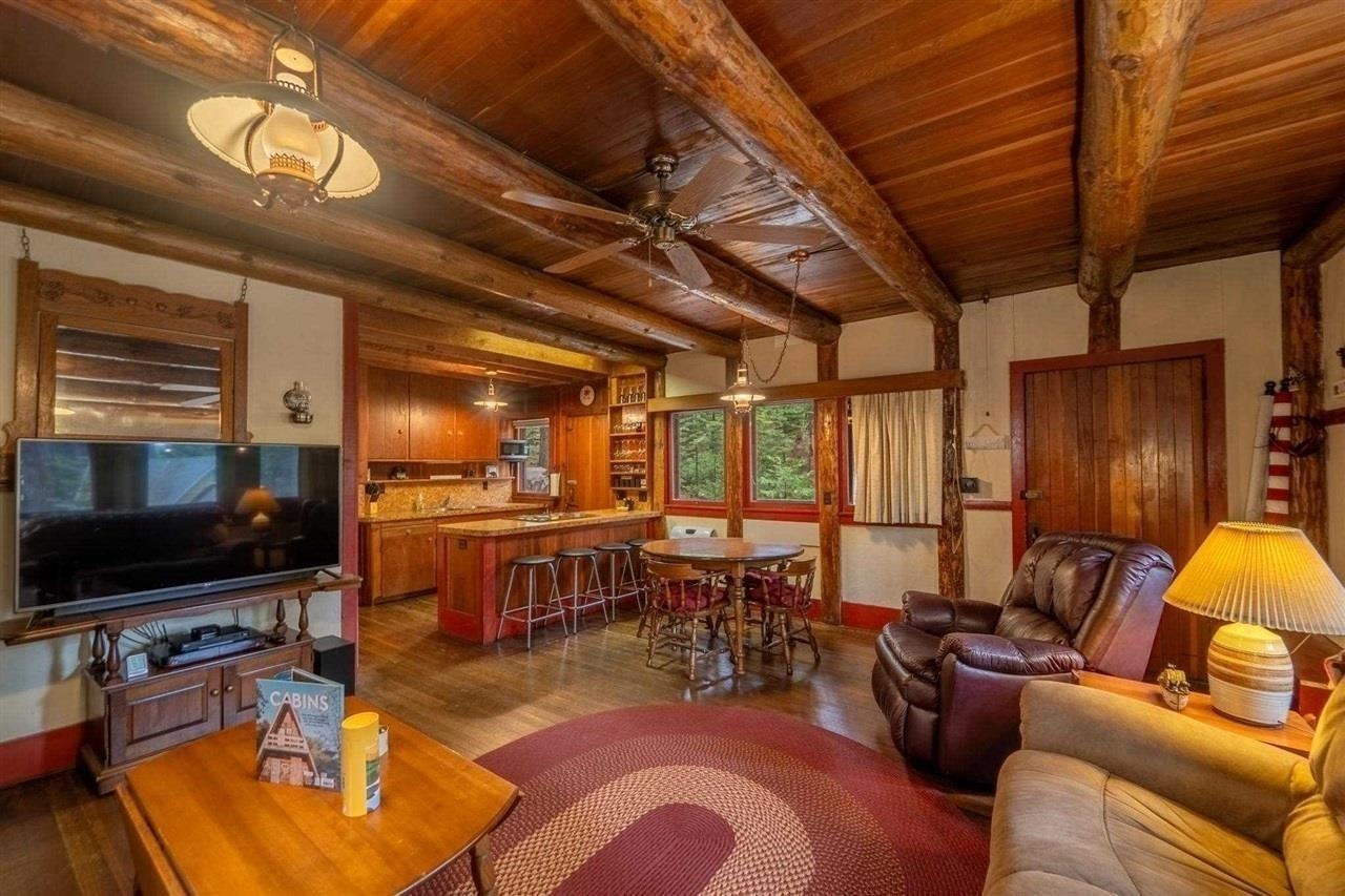 Detail Gallery Image 10 of 28 For 22778 W Ellmaro, Long Barn,  CA 95335 - 4 Beds | 1/1 Baths