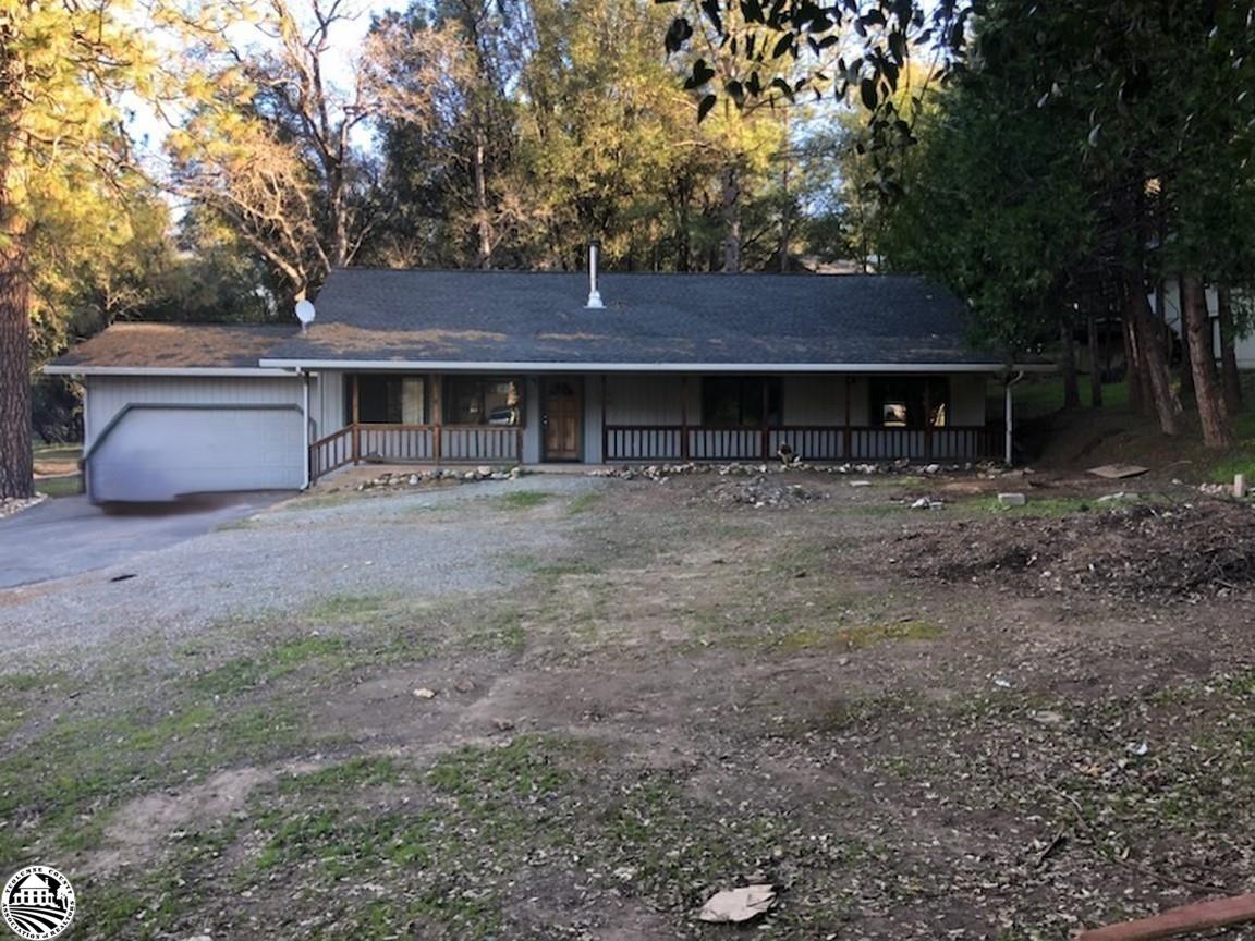 Detail Gallery Image 1 of 1 For , Groveland,  CA 95321-9566 - 3 Beds | 2 Baths