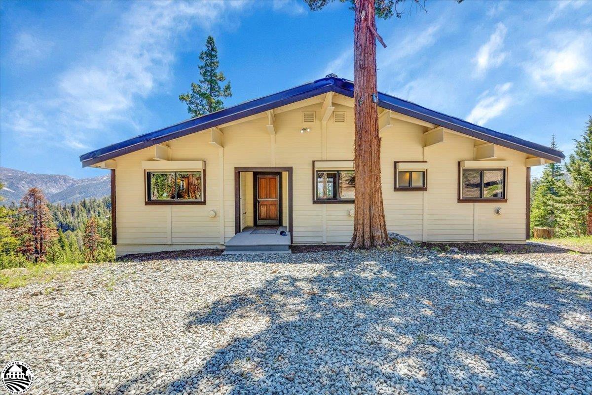 Detail Gallery Image 5 of 60 For 37765 Eagle Meadow Rd, Strawberry,  CA 95375 - 3 Beds | 2 Baths