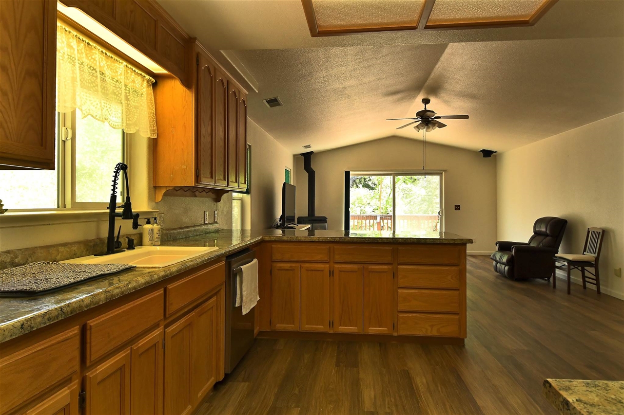 Detail Gallery Image 22 of 39 For 20439 Pine Mountain Dr., Groveland,  CA 95321-9583 - 3 Beds | 2 Baths