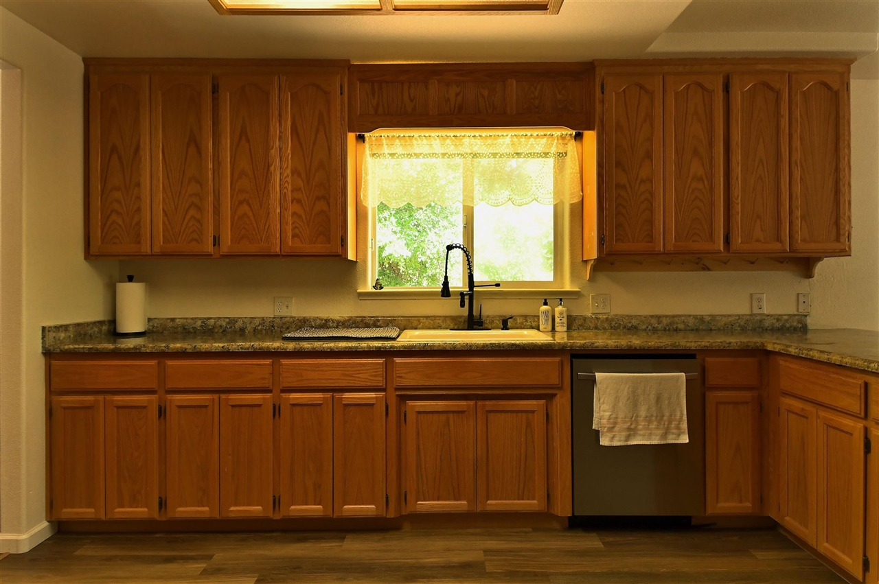 Detail Gallery Image 23 of 39 For 20439 Pine Mountain Dr., Groveland,  CA 95321-9583 - 3 Beds | 2 Baths