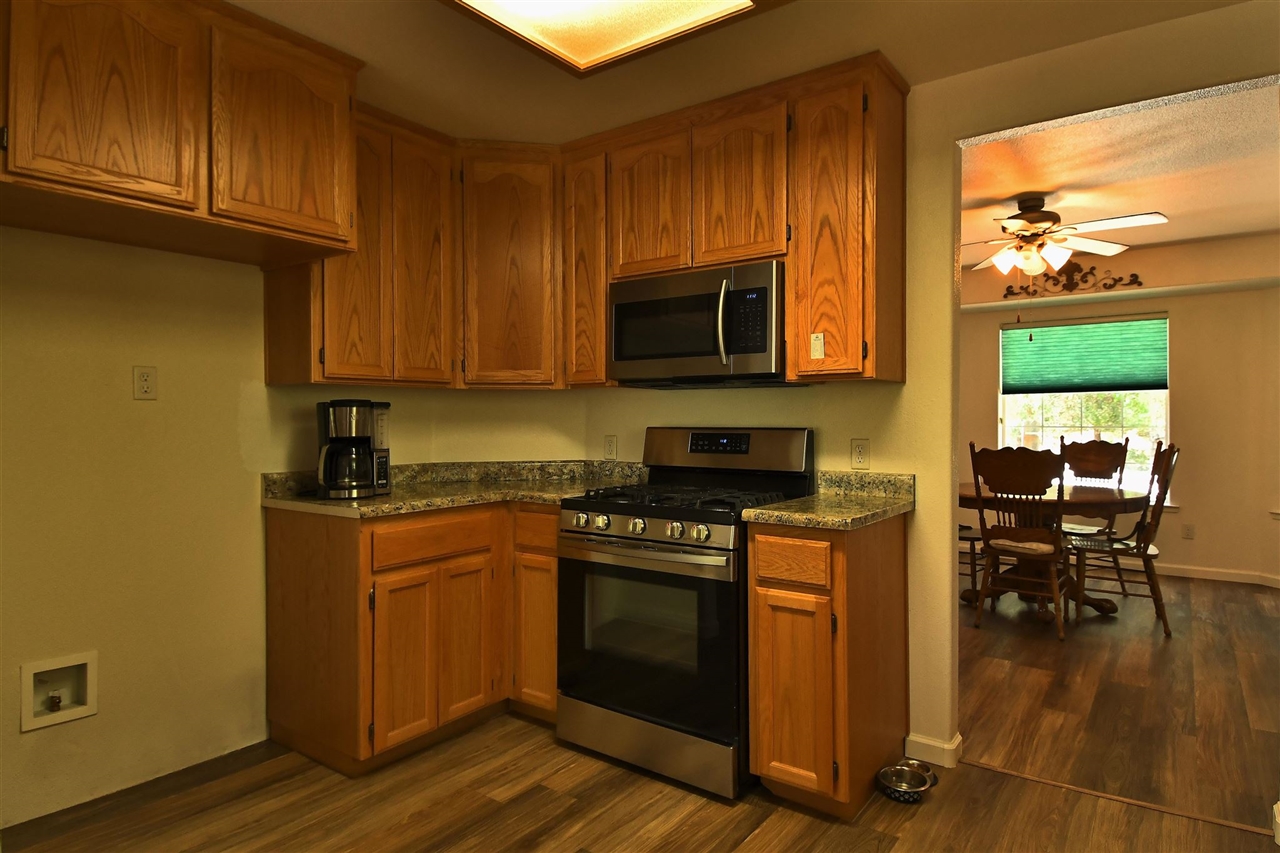 Detail Gallery Image 24 of 39 For 20439 Pine Mountain Dr., Groveland,  CA 95321-9583 - 3 Beds | 2 Baths