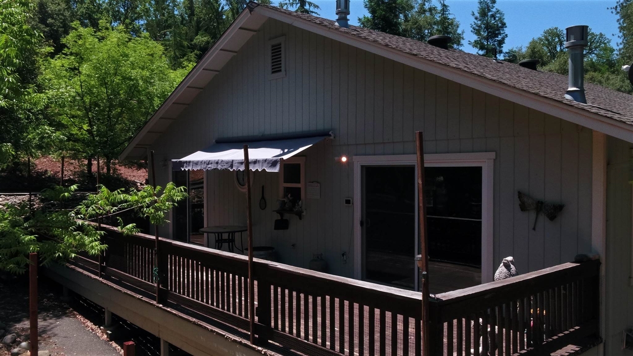 Detail Gallery Image 5 of 39 For 20439 Pine Mountain Dr., Groveland,  CA 95321-9583 - 3 Beds | 2 Baths