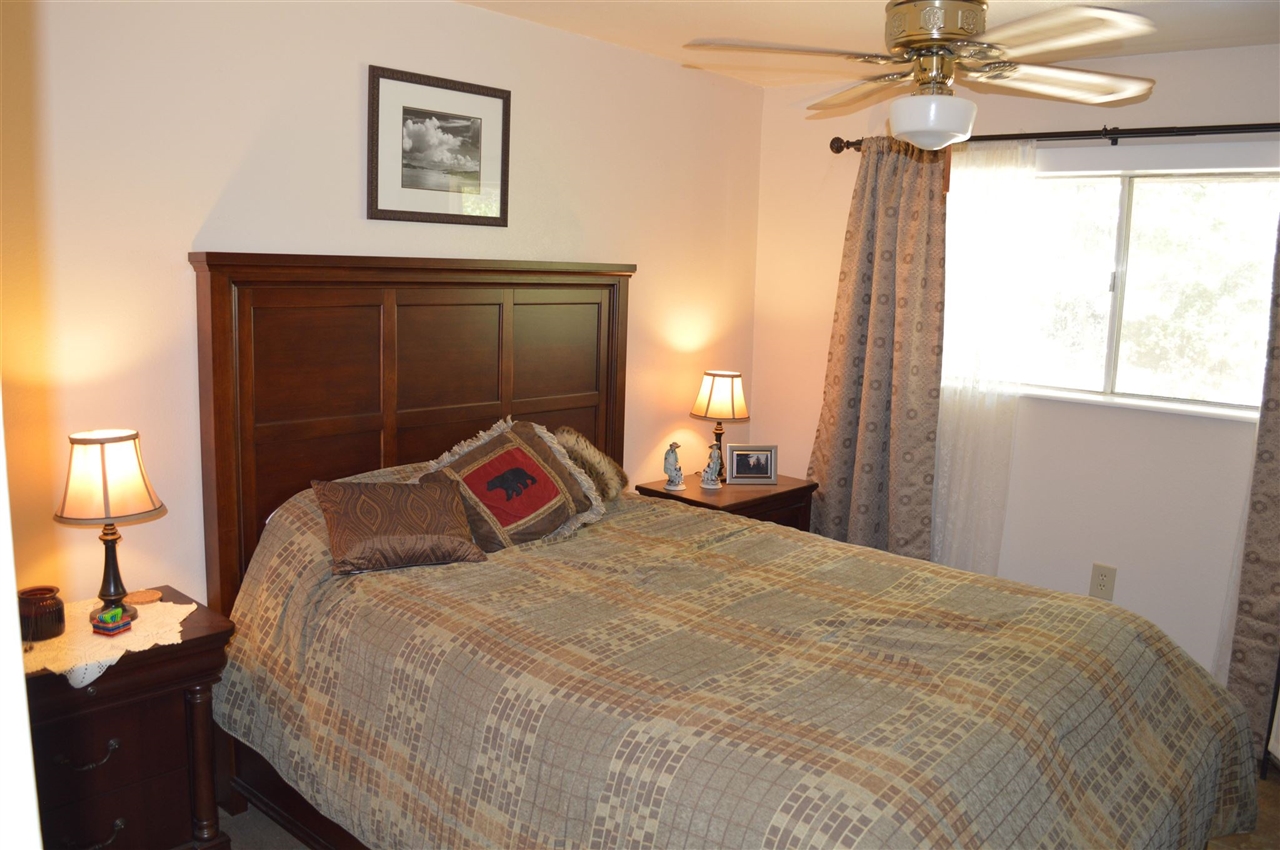 Detail Gallery Image 25 of 39 For 6337 Cerro Sierra, Greeley Hills,  CA 95311-9503 - 4 Beds | 2 Baths