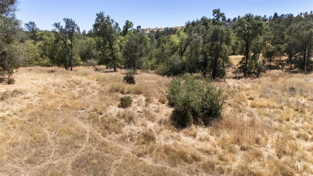 Detail Gallery Image 4 of 8 For 18496 Railbed, Jamestown,  CA 95327 - – Beds | – Baths