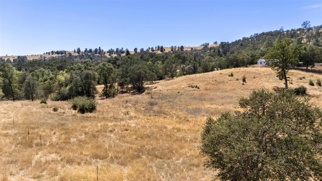 Detail Gallery Image 2 of 10 For 18500 Railbed, Jamestown,  CA 95327 - – Beds | – Baths