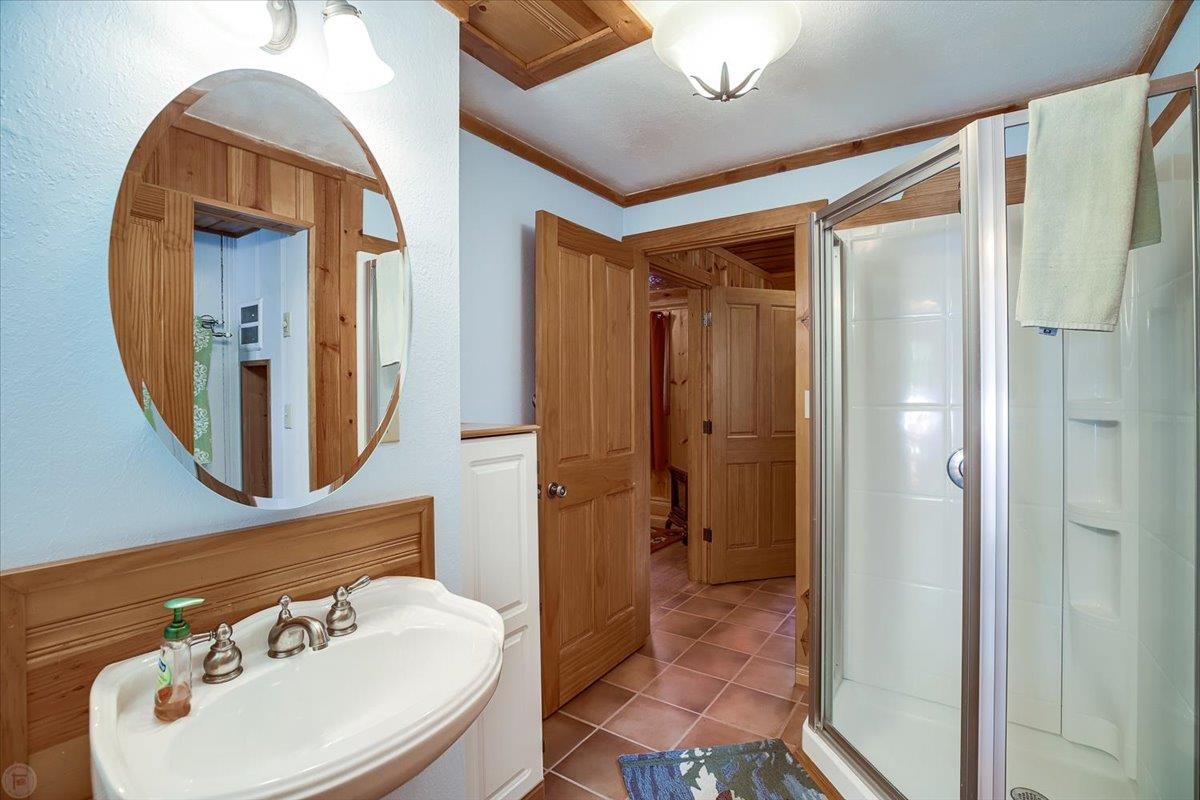 Detail Gallery Image 34 of 60 For , Strawberry,  CA 95375 - 4 Beds | 2 Baths