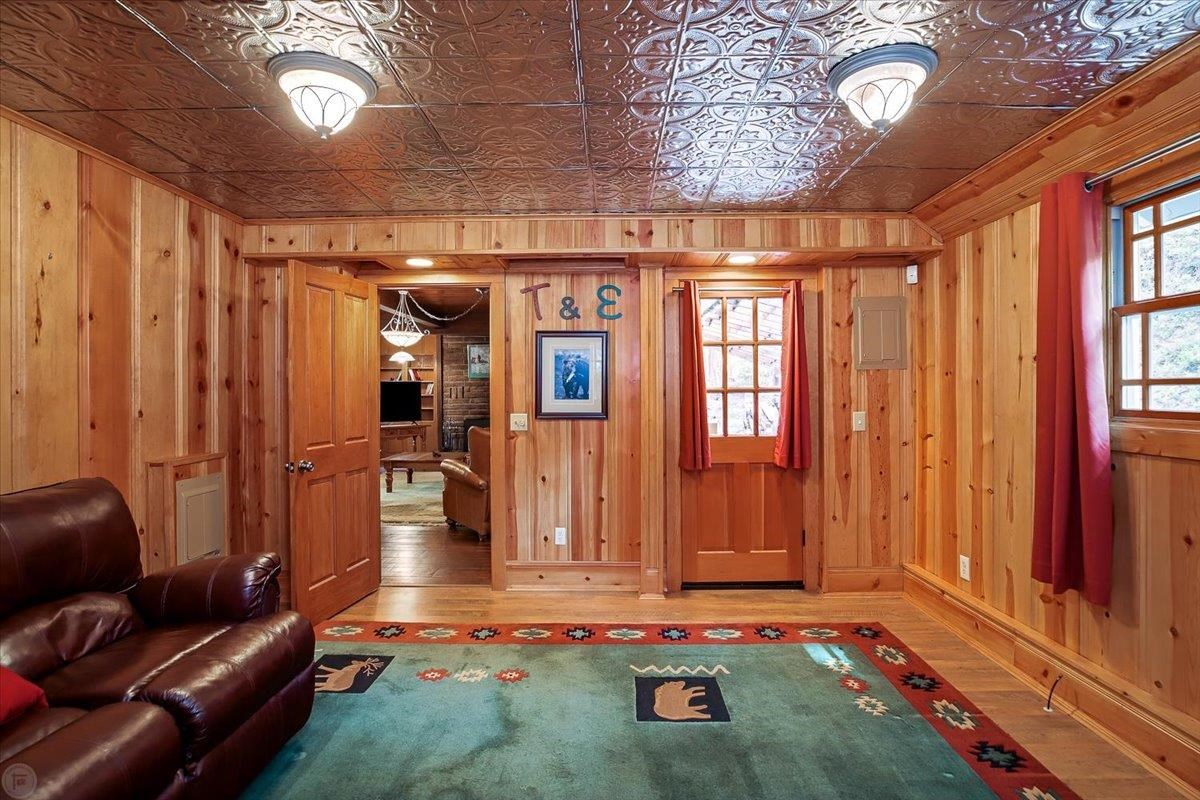 Detail Gallery Image 38 of 60 For , Strawberry,  CA 95375 - 4 Beds | 2 Baths