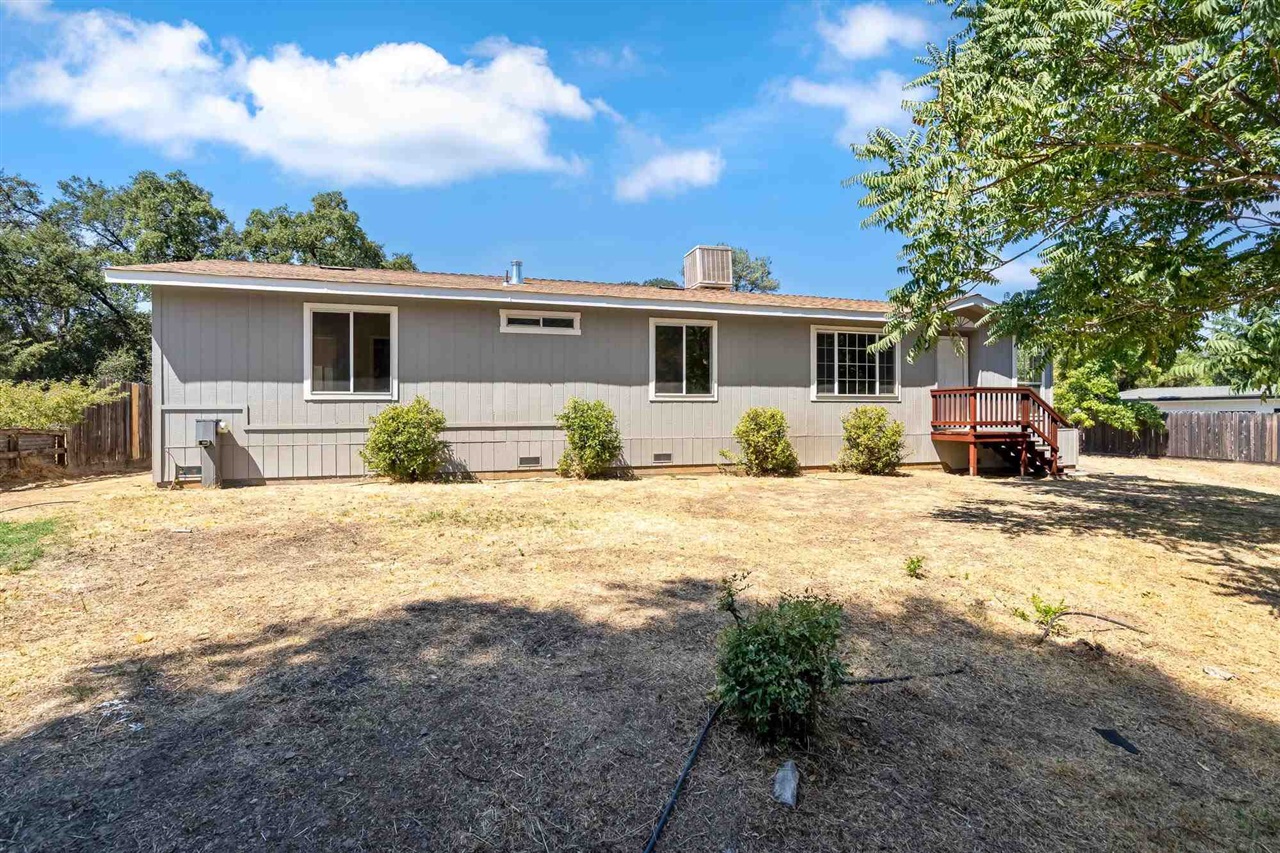 Detail Gallery Image 1 of 1 For 17740 Woods Way, Jamestown,  CA 95327 - 3 Beds | 2 Baths