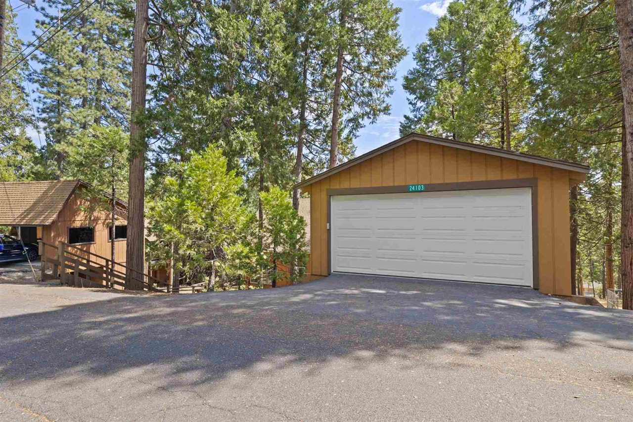 Detail Gallery Image 2 of 28 For 24103 Golf Links, Twain Harte,  CA 95346 - 3 Beds | 2 Baths
