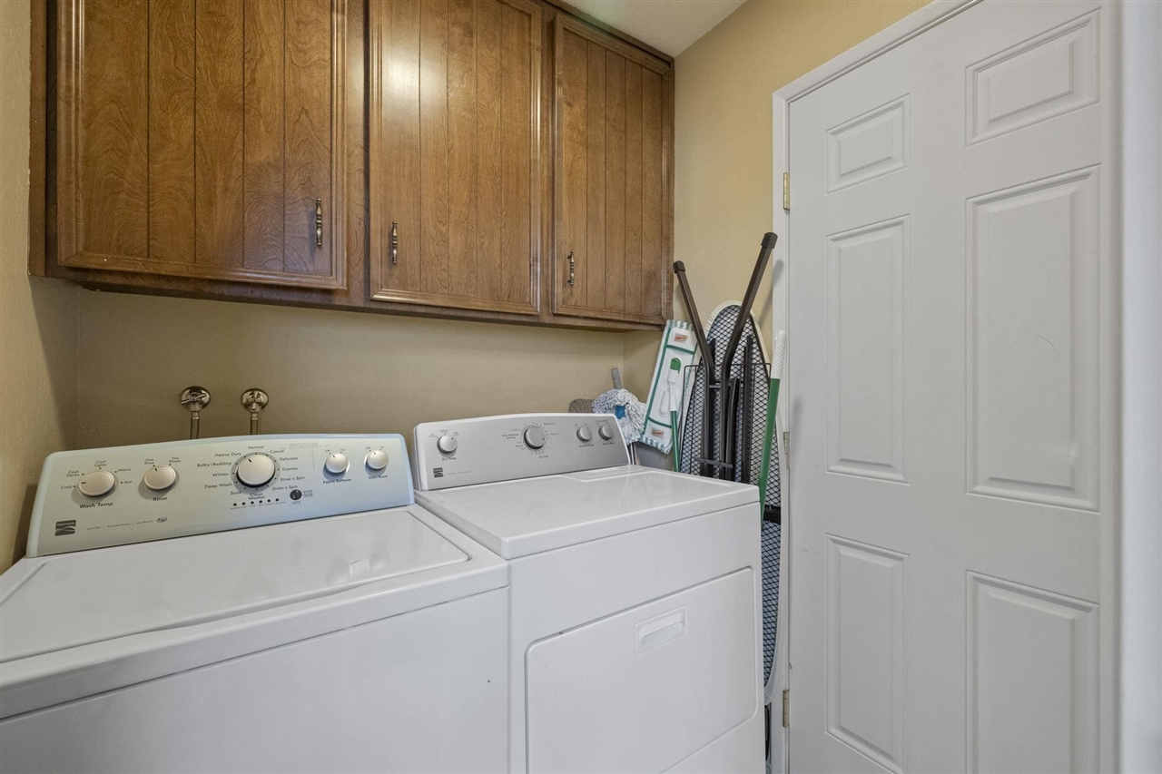 Detail Gallery Image 9 of 22 For 24018 Tuyu, Mi Wuk Village,  CA 95346 - 3 Beds | 2 Baths