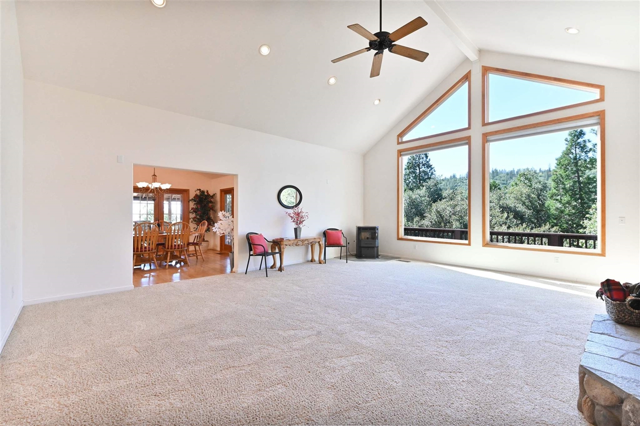 Detail Gallery Image 12 of 44 For 23308 Pelton Wheel Circle, Sonora,  CA 95370 - 3 Beds | 2/1 Baths