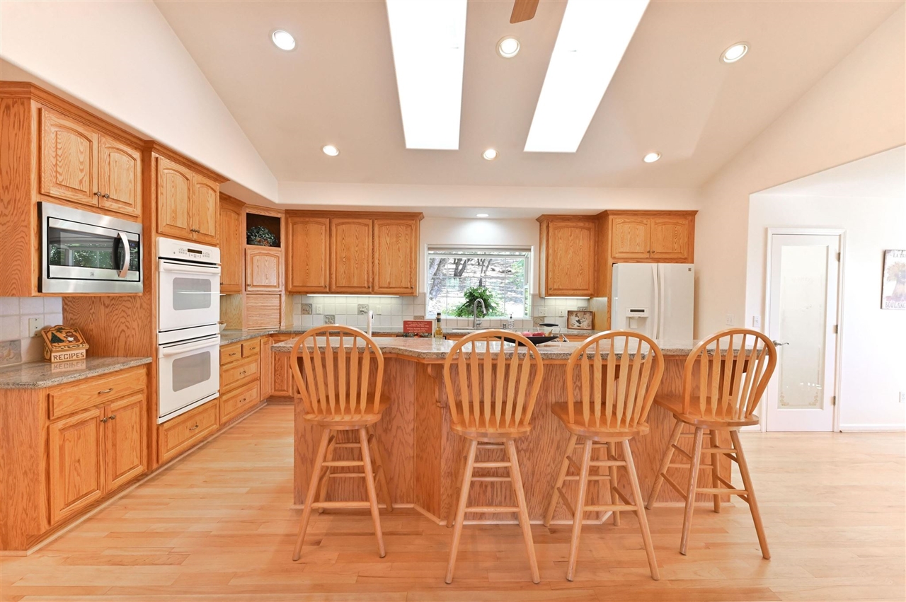 Detail Gallery Image 15 of 44 For 23308 Pelton Wheel Circle, Sonora,  CA 95370 - 3 Beds | 2/1 Baths