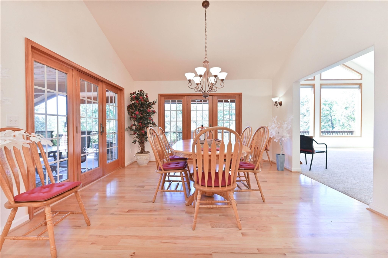 Detail Gallery Image 19 of 44 For 23308 Pelton Wheel Circle, Sonora,  CA 95370 - 3 Beds | 2/1 Baths