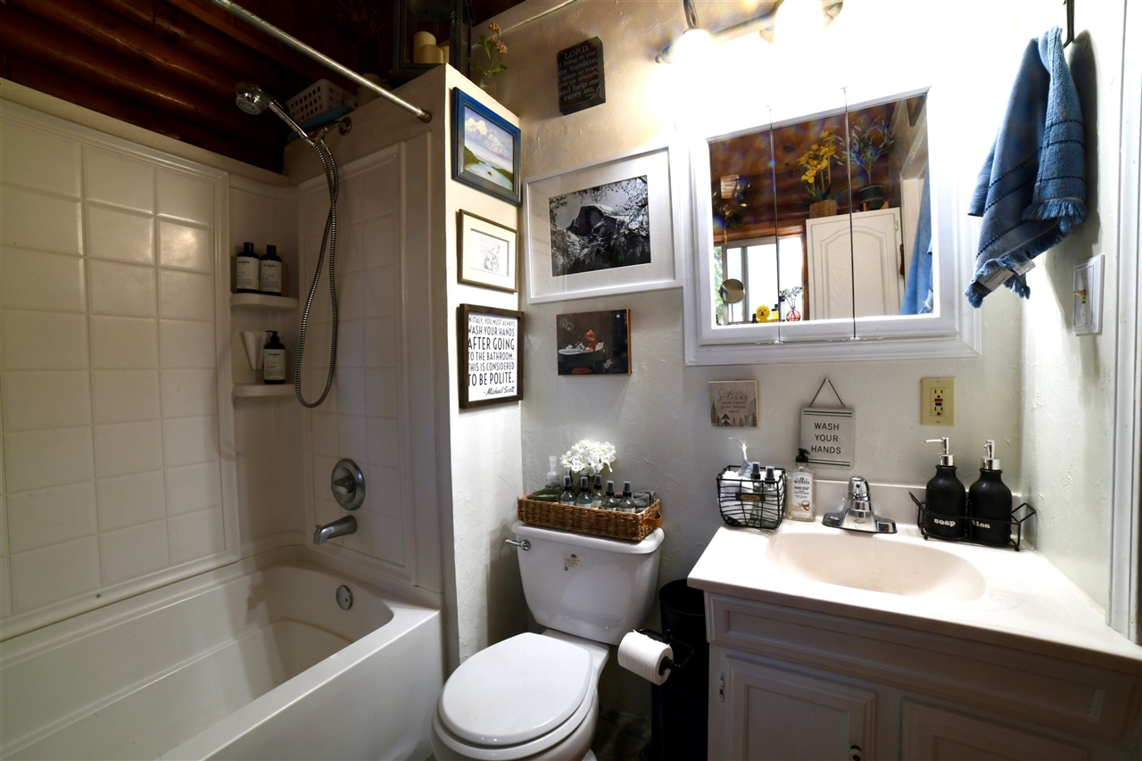 Detail Gallery Image 19 of 24 For 20679 Haiapo, Mi Wuk Village,  CA 95346 - 2 Beds | 1 Baths