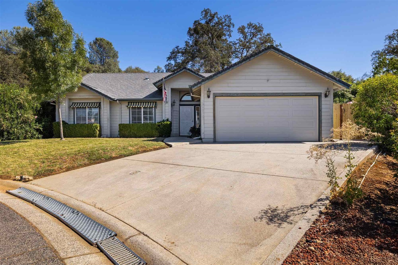 Detail Gallery Image 1 of 1 For 10661 Mountain Oaks Court, Jamestown,  CA 95327 - 4 Beds | 2 Baths