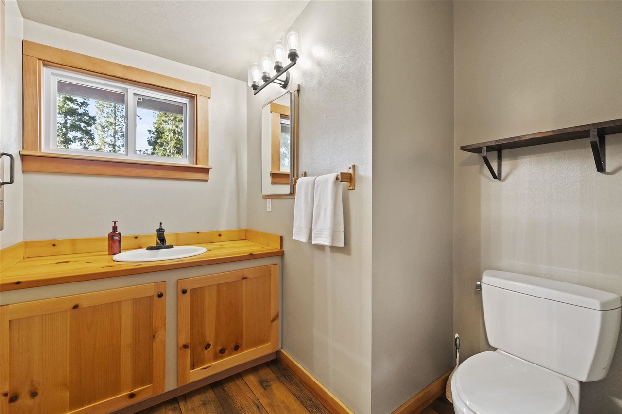 Detail Gallery Image 20 of 35 For 20415 Kutci, Mi Wuk Village,  CA 95346 - 4 Beds | 1/1 Baths