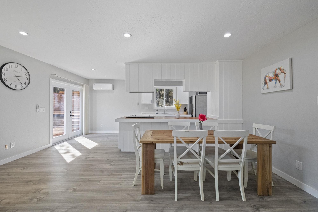 Detail Gallery Image 11 of 43 For 20472 Sherry Ln, Soulsbyville,  CA 95372 - 3 Beds | 2 Baths
