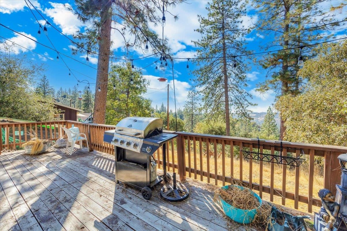Detail Gallery Image 14 of 39 For 20334 Honey Ln, Tuolumne,  CA 95379 - 3 Beds | 2 Baths