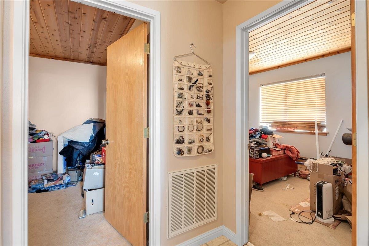 Detail Gallery Image 24 of 39 For 20334 Honey Ln, Tuolumne,  CA 95379 - 3 Beds | 2 Baths
