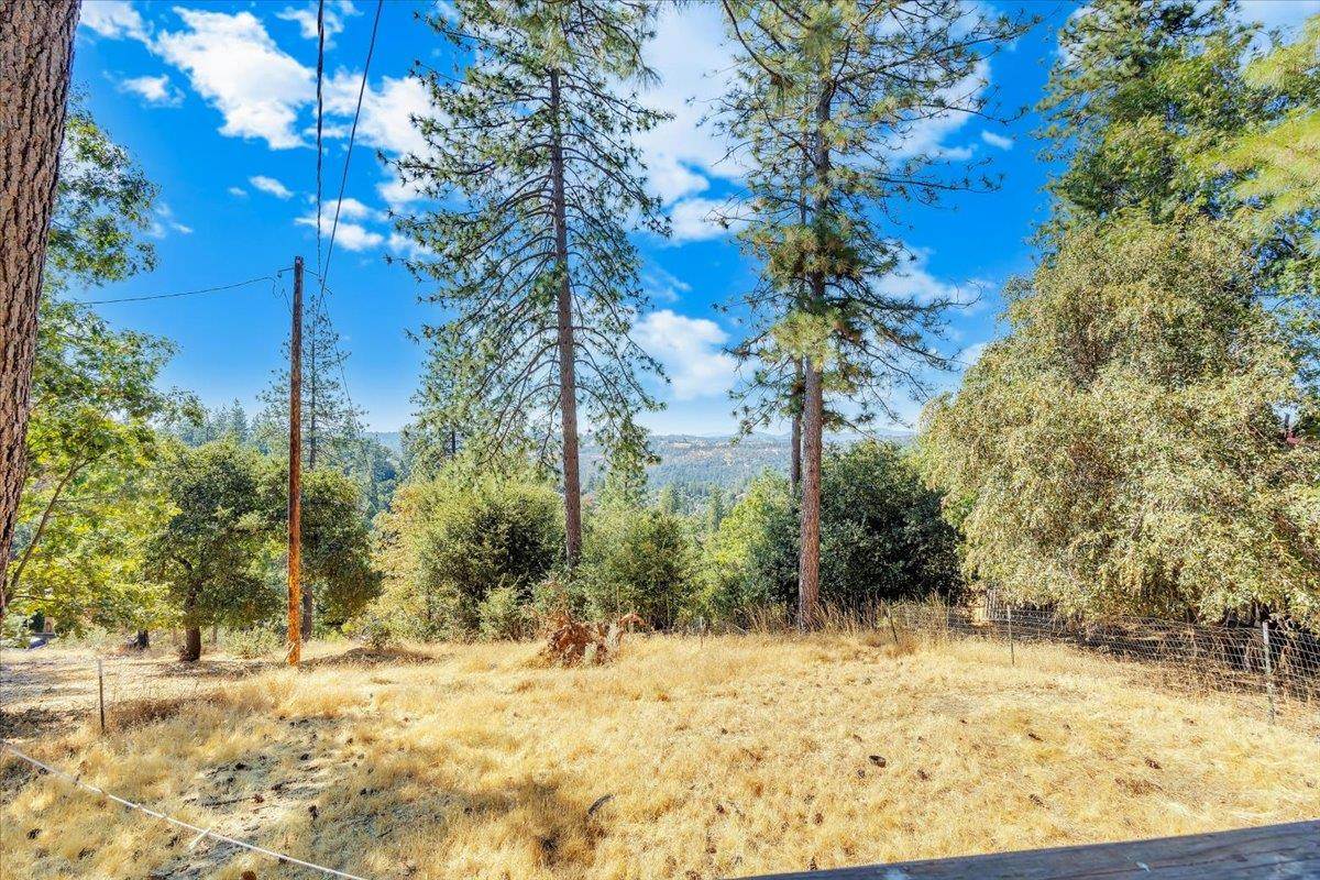 Detail Gallery Image 33 of 39 For 20334 Honey Ln, Tuolumne,  CA 95379 - 3 Beds | 2 Baths