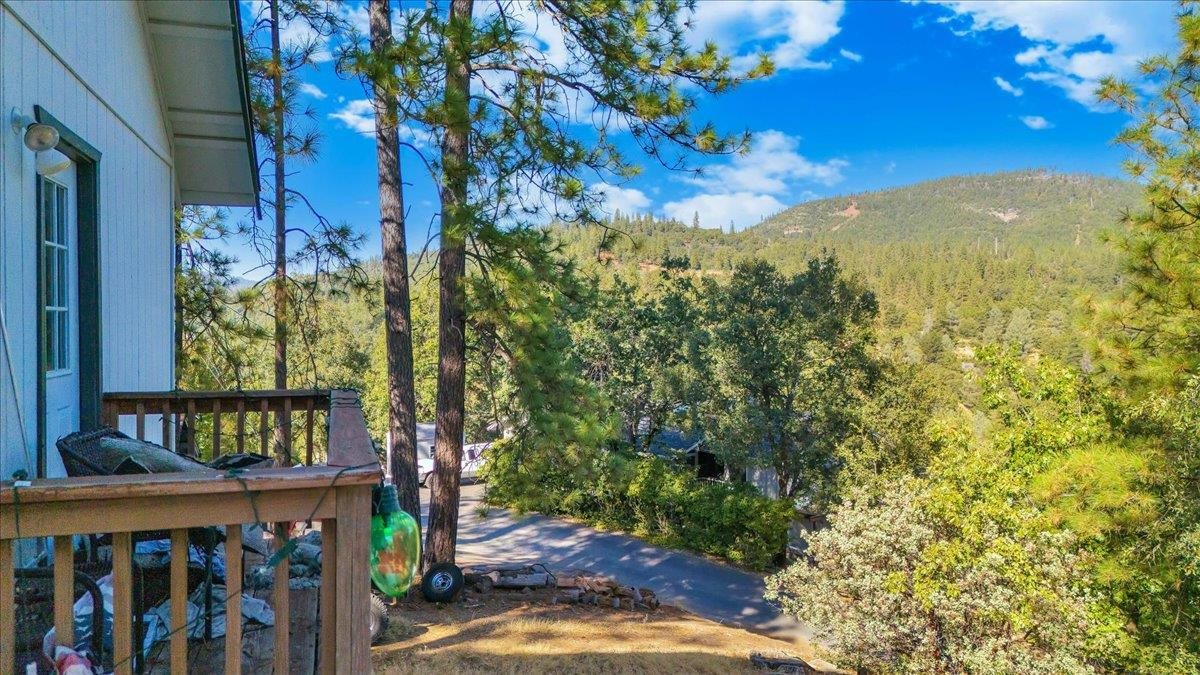 Detail Gallery Image 8 of 39 For 20334 Honey Ln, Tuolumne,  CA 95379 - 3 Beds | 2 Baths