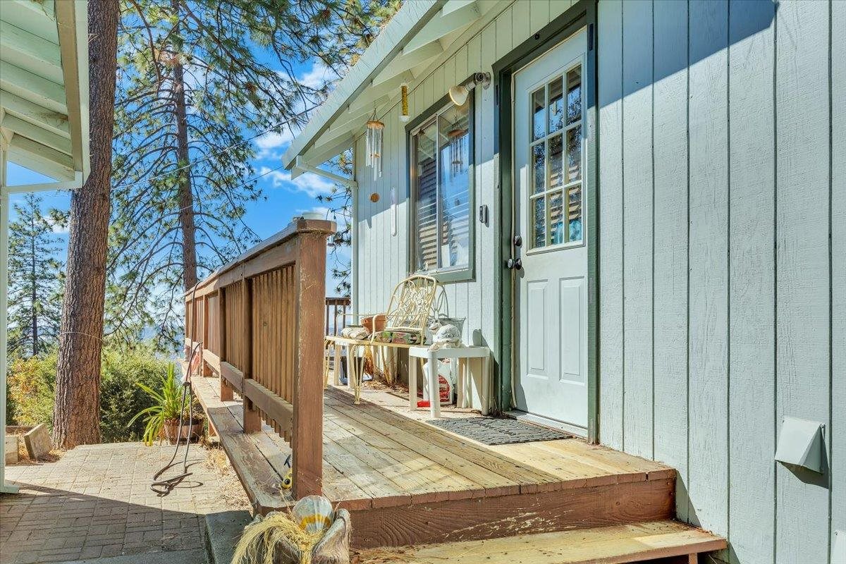 Detail Gallery Image 9 of 39 For 20334 Honey Ln, Tuolumne,  CA 95379 - 3 Beds | 2 Baths