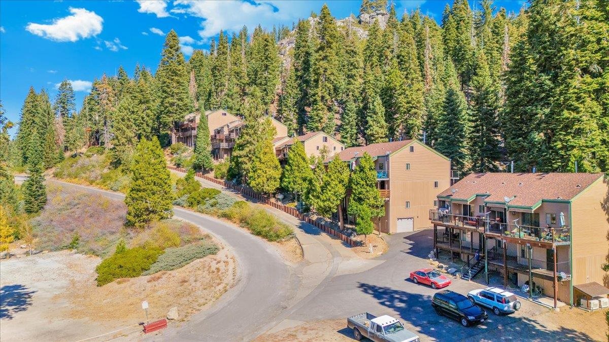 Detail Gallery Image 1 of 1 For 33745 Upper Leland Rd B, Strawberry,  CA 95364 - 3 Beds | 2 Baths