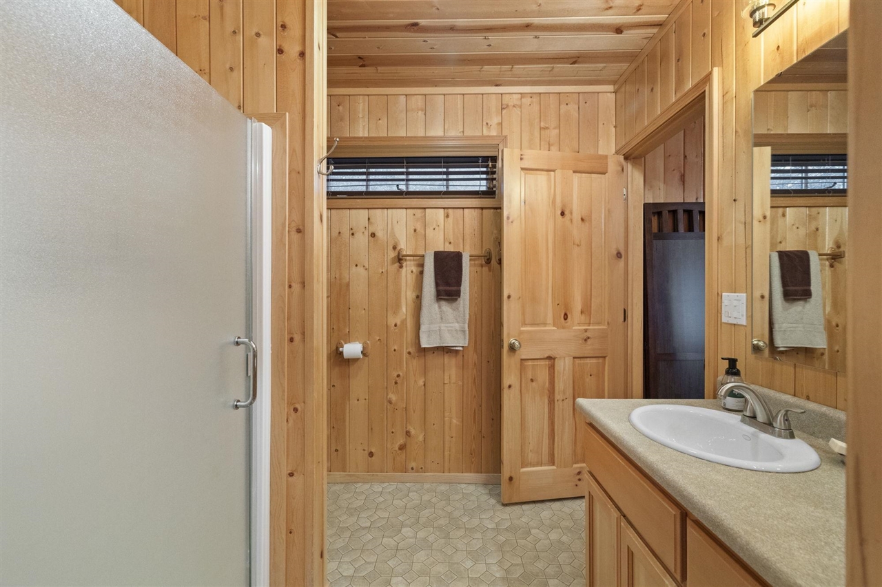 Detail Gallery Image 22 of 47 For 343 Lakeshore, Pinecrest,  CA 95364 - 2 Beds | 2 Baths