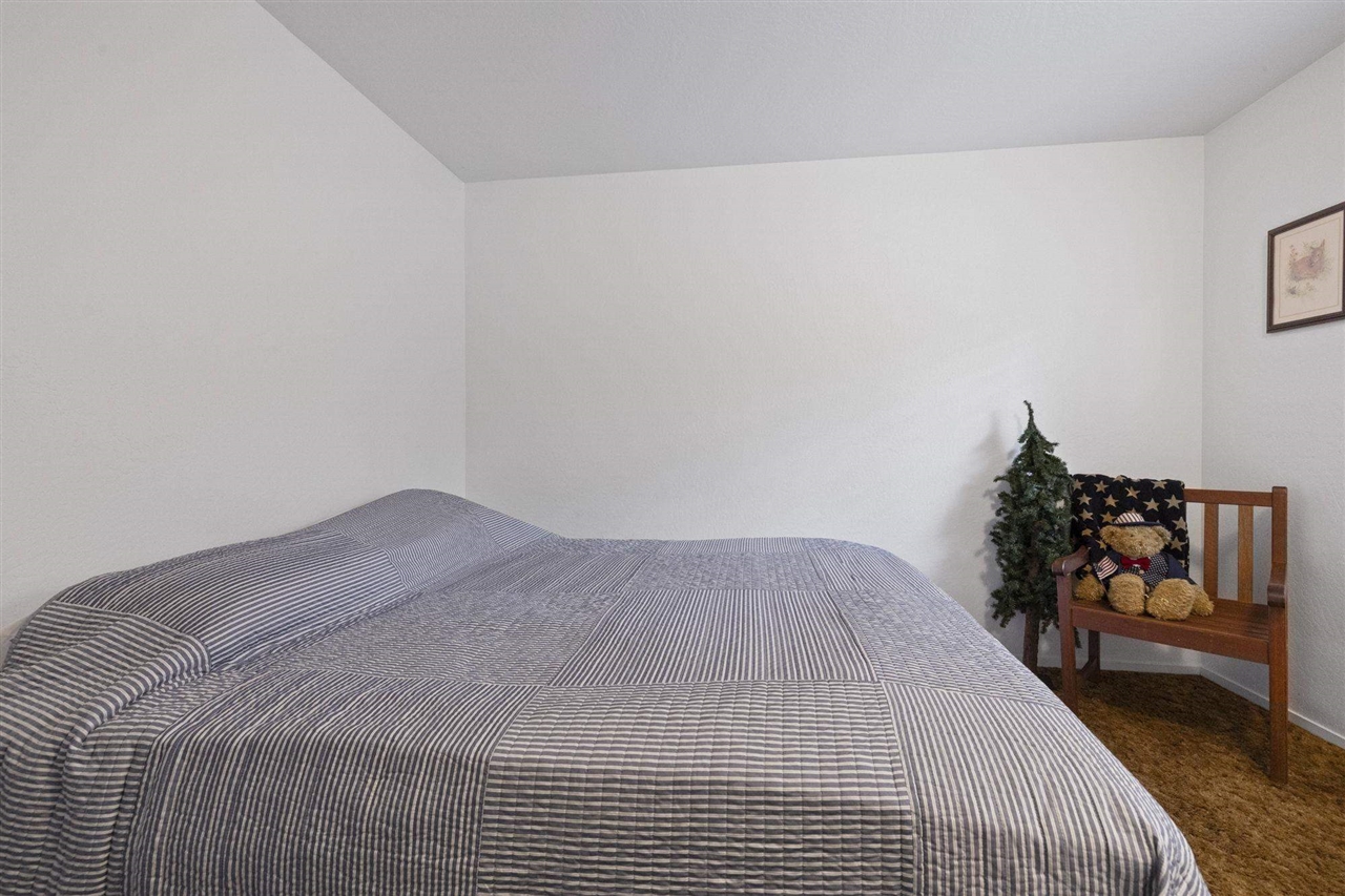 Detail Gallery Image 14 of 22 For 24021 Wakalu, Mi Wuk Village,  CA 95346 - 2 Beds | 2 Baths