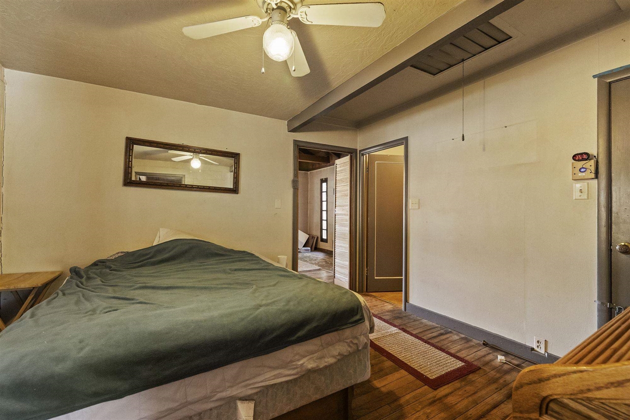 Detail Gallery Image 11 of 29 For 8675 Priest Coulterville Rd, Big Oak Flat,  CA 95305 - 3 Beds | 2 Baths