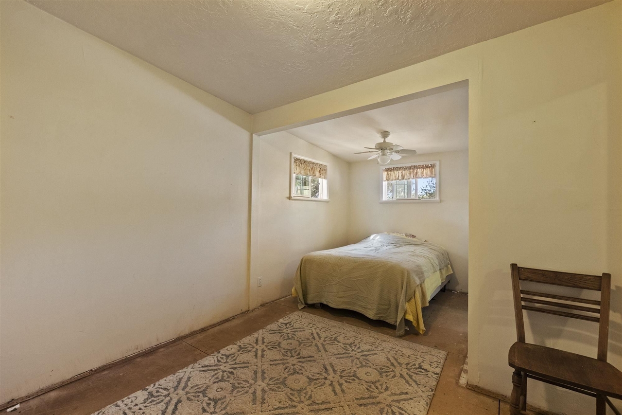 Detail Gallery Image 9 of 29 For 8675 Priest Coulterville Rd, Big Oak Flat,  CA 95305 - 3 Beds | 2 Baths